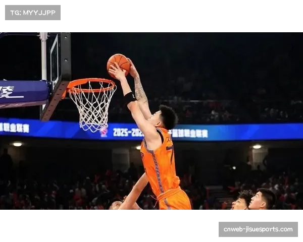 福建邹阳单场25分10篮板 攻防两端展现全面能力